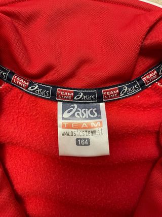 Chaqueta deportiva Asics