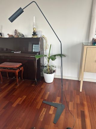 Lampada da terra moderna