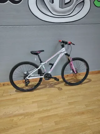 Megamo MT1 27.5 bici