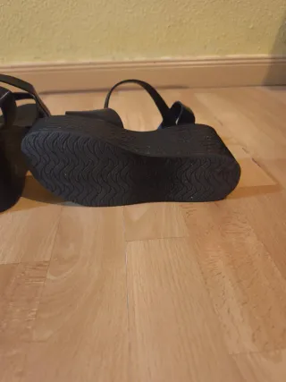 Sandalias negras plataforma mujer