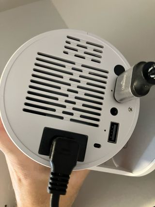 Proyector y Pantalla