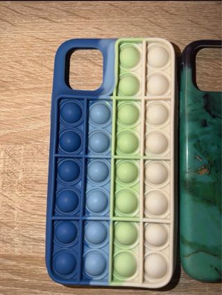 Cover iPhone 11 Pop It e Marmo