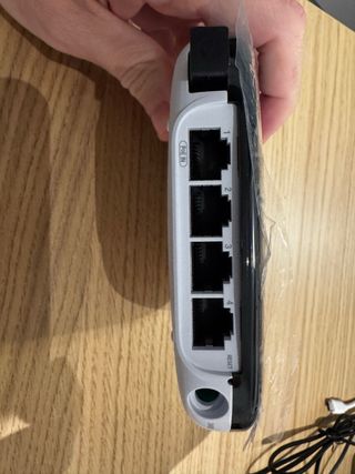 Ubiquiti UFiber UF Wifi Puertos LAN + Puerto Fibra