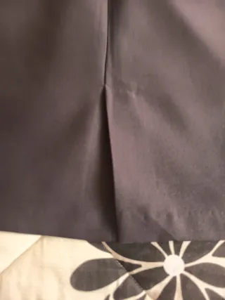 Falda gris oscuro talla 46