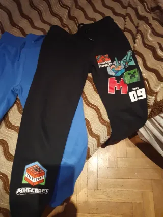 Pantalón niño amarillo talla 6,7 años