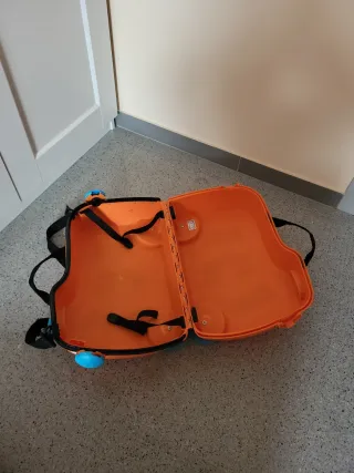 Maleta infantil con ruedas