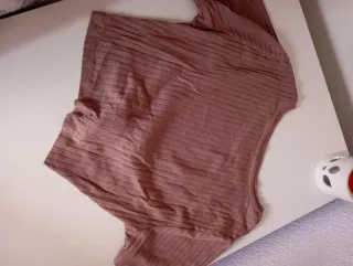 Camiseta rosa manga corta de UP.