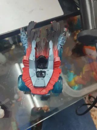 4 Figuras Skylanders + 2 Juegos Wii U y PS4