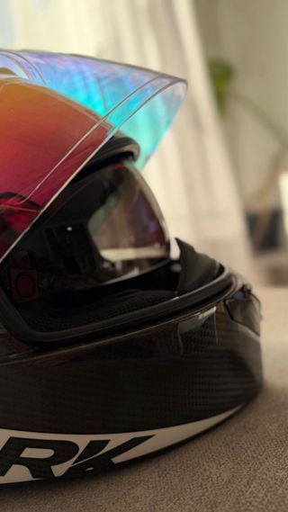 Casco Shark Spartan Carbon