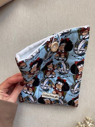 funda para ebook acolchada hecha a mano