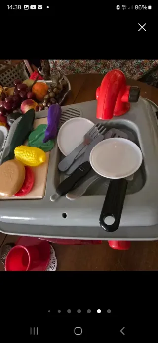 Cocinita de juguete con luces y accesorios