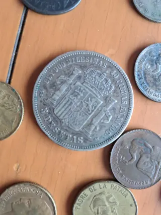 Lote de monedas y billete antiguo