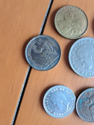 Lote de monedas y billete antiguo