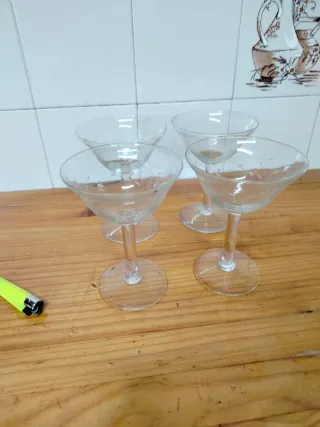 4 calici da cocktail + 7 calici da liquore vintage