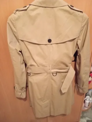 Gabardina Burberry Talla S Beige Sin Estrenar
