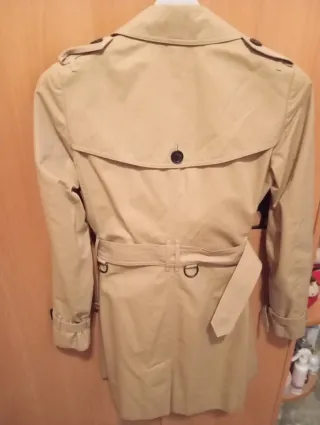 Gabardina Burberry Talla S Beige Sin Estrenar