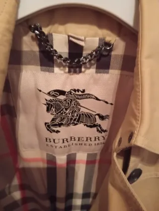 Gabardina Burberry Talla S Beige Sin Estrenar