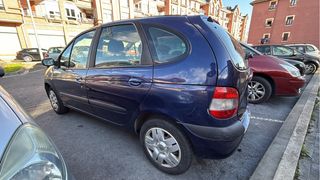 Renault Scenic 1.9 dti