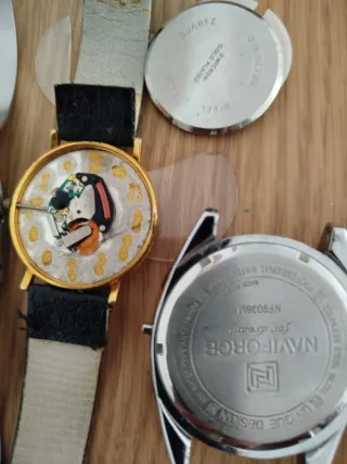 Lote de relojes y pulseras