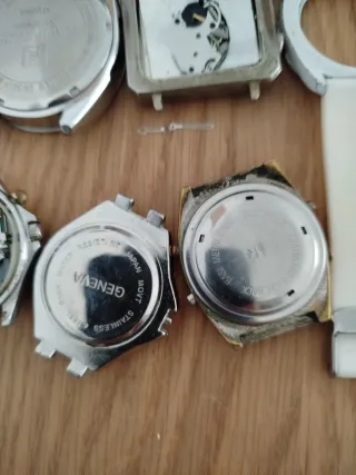 Lote de relojes y pulseras