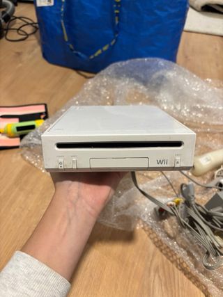 Nintendo Wii Blanca con 2 mandos