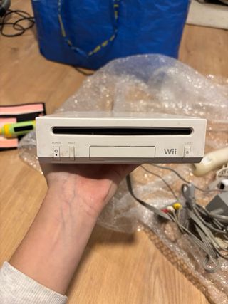 Nintendo Wii Blanca con 2 mandos