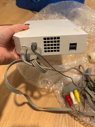 Nintendo Wii Blanca con 2 mandos