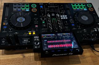 ALQUILER PIONEER RX3