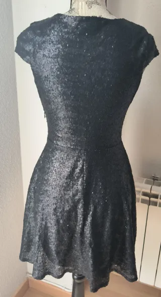 Vestido negro lentejuelas