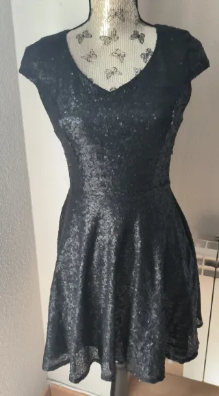 Vestido negro lentejuelas