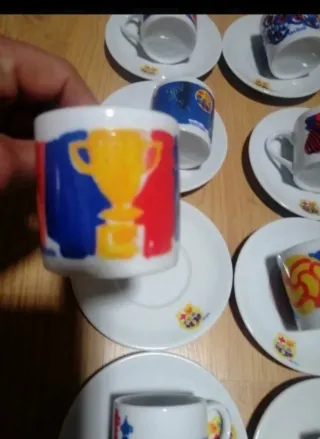 Tazze e Piatti Barça Multicolore 8 tazze e 8 piatti