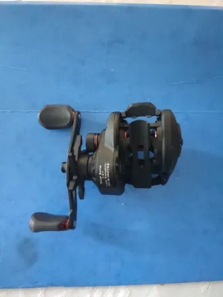 Carrete KastKing Brutus Baitcasting