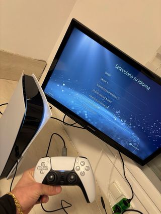 PS5 Play Station 5 con mando y cables, como nueva