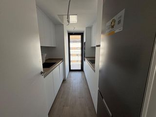 Piso en alquiler en Poniente-Norte - Miralbaida - Parque Azahara en Córdoba