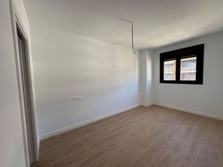 Piso en alquiler en Poniente-Norte - Miralbaida - Parque Azahara en Córdoba