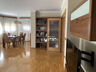Chalet en venta en Valdepeñas