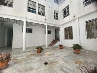 Local comercial en venta en Centro en Jerez de la Frontera