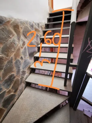 Escalera de hierro 19 escalones.