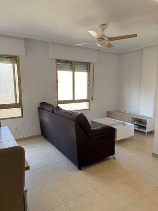 Piso en alquiler en Centro en Torrevieja