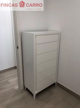 Piso en alquiler en Zona de Plaza de Barcelos en Pontevedra