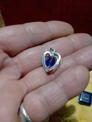 Colgante antiguo corazón azul y plata
