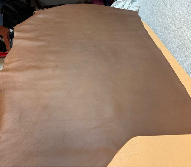 Piel de ternera vegetal avellana 1.6 mm