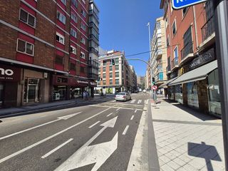 Local comercial en venta en Circular - Vadillos en Valladolid