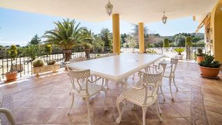 Chalet en venta en Yecla