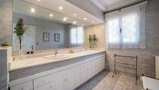 Chalet en venta en Yecla