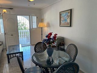 Casa en alquiler en Urbanizaciones en Guardamar del Segura