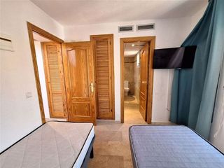 Casa adosada en venta en Puerto Banús en Marbella