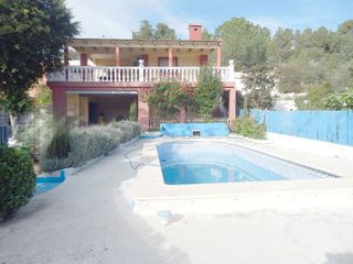 Chalet en alquiler en Monserrat