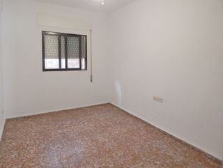 Chalet en alquiler en Monserrat