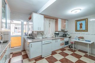 Piso en venta en Camino de Ronda - Rosaleda en Granada